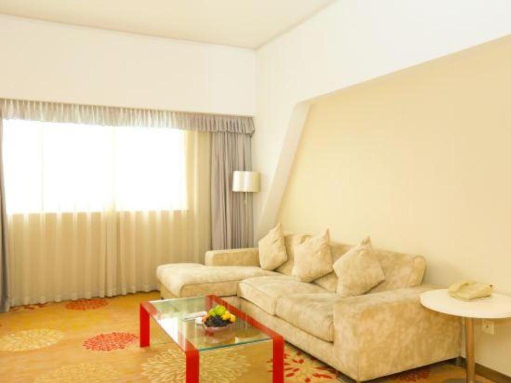 Ramada Plaza By Wyndham Hangzhou Riverside Екстериор снимка