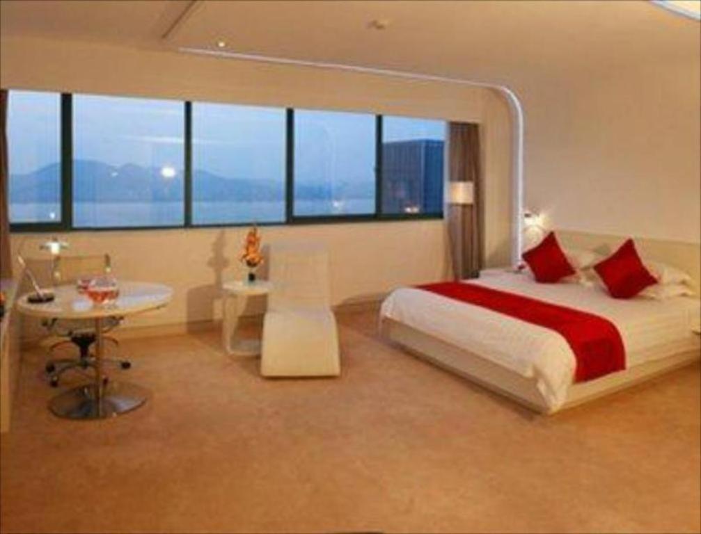 Ramada Plaza By Wyndham Hangzhou Riverside Екстериор снимка