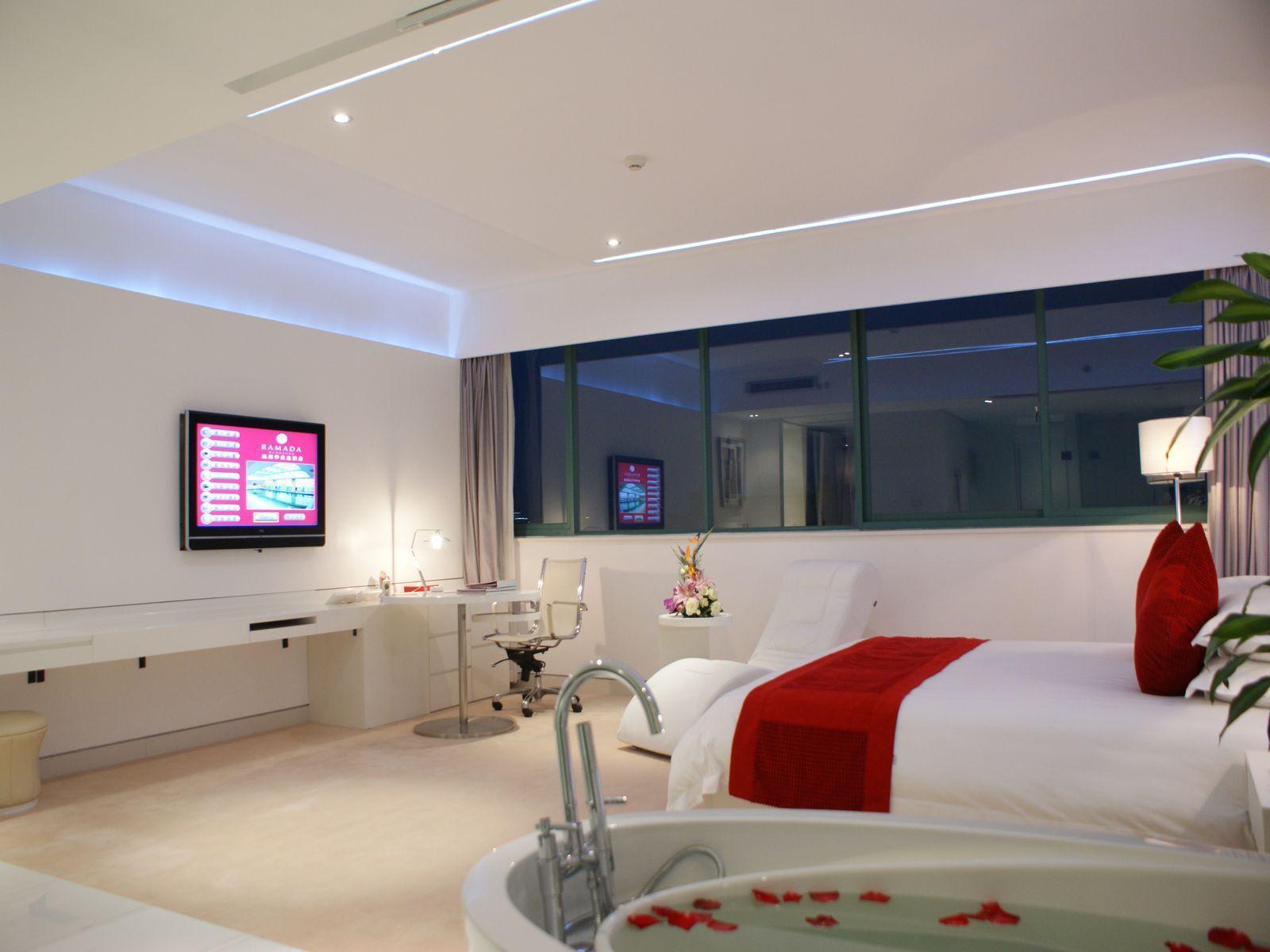 Ramada Plaza By Wyndham Hangzhou Riverside Екстериор снимка